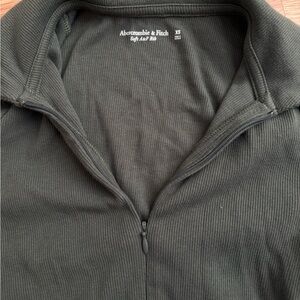 Abercrombie & Fitch Women's Dark Green Zip-Up Top